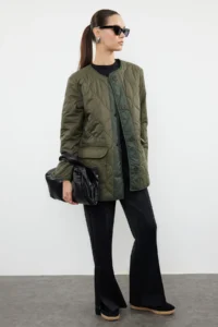 TRENDYOLMİLLA Khaki Color Bloklu Water Repellent Quilted Coat - Image 6
