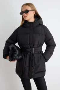 TRENDYOLMİLLA Black Oversized Pattern Hooded Arched Water Repellent Puffer Jacket Coat - Image 2