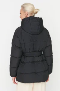 TRENDYOLMİLLA Black Oversized Pattern Hooded Arched Water Repellent Puffer Jacket Coat - Image 9