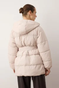 TRENDYOLMİLLA Stone Regular Pattern Hooded Arched Water Repellent Puffer Jacket Coat - Image 4