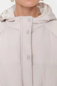 TRENDYOLMİLLA Stone Regular Pattern Hooded Arched Water Repellent Puffer Jacket Coat - Image 7