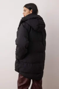 TRENDYOLMİLLA Black Oversized Pattern Hooded Water Repellent Puffer Jacket Coat - Image 4