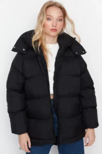 TRENDYOLMİLLA Black Oversized Pattern Hooded Water Repellent Puffer Jacket Coat - Image 5