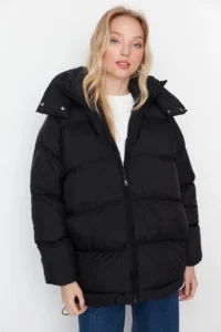 TRENDYOLMİLLA Black Oversized Pattern Hooded Water Repellent Puffer Jacket Coat - Image 6