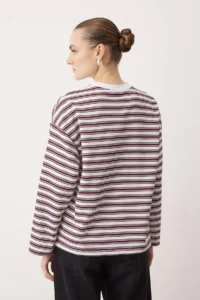 TRENDYOLMİLLA Multicolored Striped Oversized/Wide Cut Crew Neck Thin Knitting Sweatshirt - Image 7