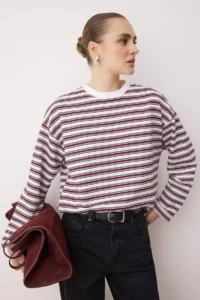 TRENDYOLMİLLA Multicolored Striped Oversized/Wide Cut Crew Neck Thin Knitting Sweatshirt - Image 9