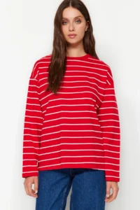 TRENDYOLMİLLA Red Striped Oversized/Wide Cut Crew Neck Thin Knitting Sweatshirt - Image 11