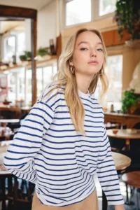 TRENDYOLMİLLA WHITE Striped Oversized/Wide Cut Crew Neck Thin Knitting Sweatshirt - Image 6