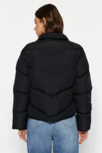 TRENDYOLMİLLA Black Regular Pattern Water Repellent Puffer Jacket Coat - Image 10