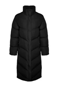 TRENDYOLMİLLA Black Regular Yandan Zipper Detailed Water Repellent LONG Puffer Jacket Coat - Image 6