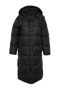 TRENDYOLMİLLA Black Regular Pattern Hooded Yandan Snap Snap Detailed Water Repellent LONG Puffer Jacket Coat - Image 6