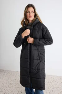 TRENDYOLMİLLA Black Regular Pattern Hooded Water Repellent LONG Puffer Jacket Coat - Image 6