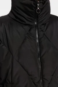 TRENDYOLMİLLA Black Oversized Pattern Water Repellent Swelling Quilted Coat - Image 8