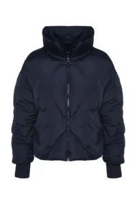 TRENDYOLMİLLA NAVY BLUE Oversized Water Repellent Swelling Quilted Coat - Image 6