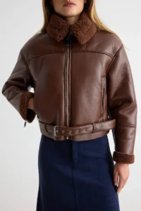 TRENDYOLMİLLA Dark Brown Regular Pattern Plush Detailed Faux Leather Biker Jacket Coat - Image 4