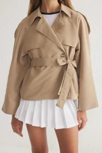 TRENDYOLMİLLA Beige Oversized Wide Cut Arched Trench Coat - Image 4