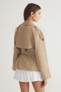 TRENDYOLMİLLA Beige Oversized Wide Cut Arched Trench Coat - Image 5