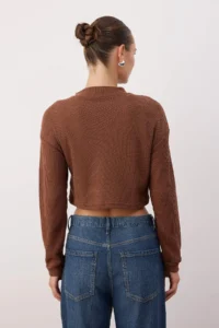 TRENDYOLMİLLA Brown Zippered Collar Pocket Detail Regular/Normal Pattern Crop/Short Jacket - Image 4