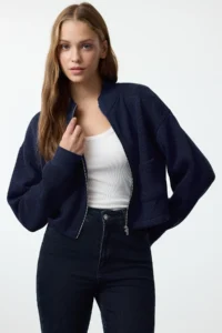 TRENDYOLMİLLA NAVY BLUE Zippered Collar Pocket Detail Regular/Normal Pattern Crop/Short Jacket - Image 2
