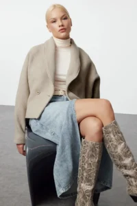 TRENDYOLMİLLA Stone Oversized Woolly Short Jacket Overcoat