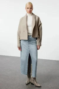 TRENDYOLMİLLA Stone Oversized Woolly Short Jacket Overcoat - Image 4
