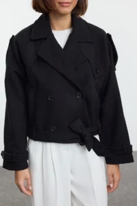 TRENDYOLMİLLA Black Soft textured Seasonal Short Oversized Bowl Jacket Overcoat - Image 6