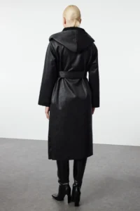 TRENDYOLMİLLA Black Double Sided Oversized LONG Overcoat - Image 2