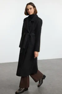 TRENDYOLMİLLA Black Belted Regular Woolly Maxi Top Coat Formed Lined Overcoat