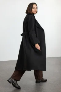 TRENDYOLMİLLA Black Belted Regular Woolly Maxi Top Coat Formed Lined Overcoat - Image 3