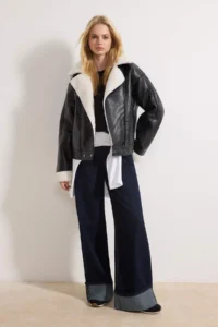 TRENDYOLMİLLA Black Oversized Pattern Plush Detailed Faux Leather Biker Jacket Coat