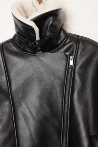 TRENDYOLMİLLA Black Oversized Pattern Plush Detailed Faux Leather Biker Jacket Coat - Image 13
