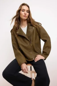 TRENDYOLMİLLA Brown Oversized Pattern Washing Effect Faux Leather Biker Thin Jacket Coat - Image 3