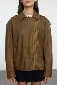 TRENDYOLMİLLA Brown Oversized Pattern Washing Effect Faux Leather Biker Thin Jacket Coat - Image 8