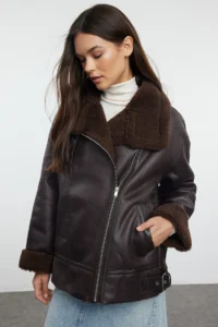 TRENDYOLMİLLA Dark Brown Regular Pattern Collar Belt Detailed Plush Suede Biker Jacket Coat - Image 2