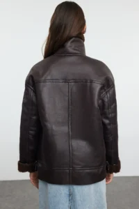 TRENDYOLMİLLA Dark Brown Regular Pattern Collar Belt Detailed Plush Suede Biker Jacket Coat - Image 5