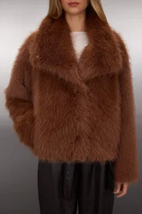 TRENDYOLMİLLA Light Brown Oversized Pattern Fur Coat - Image 3