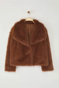 TRENDYOLMİLLA Light Brown Oversized Pattern Fur Coat - Image 5