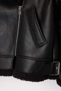 TRENDYOLMİLLA Black Oversized Pattern Plush Detailed Faux Leather Biker Jacket Coat - Image 9