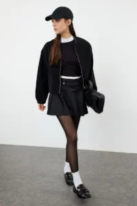 TRENDYOLMİLLA Black Oversized Bowl Bomber Jacket Jacket Coat - Image 2