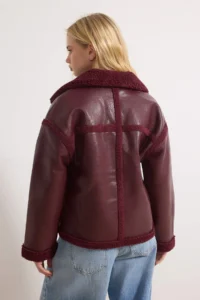 TRENDYOLMİLLA Burgundy Plush Detailed Faux Leather Biker Jacket Coat - Image 4