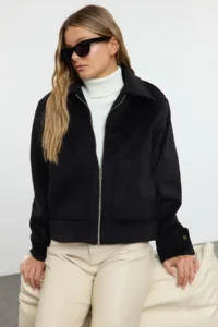TRENDYOLMİLLA Black Regular Pattern Bowl Thin Jacket Coat - Image 2
