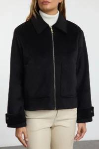 TRENDYOLMİLLA Black Regular Pattern Bowl Thin Jacket Coat - Image 3