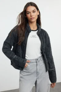 TRENDYOLMİLLA Anthracite Oversized Pattern Washable Cotton Quilted Puffer Jacket Coat - Image 2