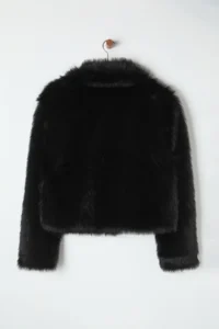 TRENDYOLMİLLA Black Regular Pattern Short Fur Coat - Image 8