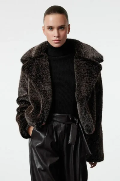 TWOAW25MO00158-BROWN_1