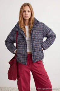 TRENDYOLMİLLA NAVY BLUE Plaid Patterned Oversized Pattern Puffer Jacket Coat - Image 3