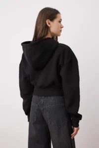 TRENDYOLMİLLA Black Regular/Normal Pattern Hooded Thick Knitting Cardigan/Sweatshirt with Fleece inside - Image 4
