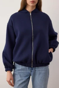 TRENDYOLMİLLA NAVY BLUE Zippered Oversized/Wide Pattern Thick Inside Fleece Knitting Cardigan/Sweatshirt - Image 3