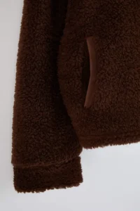 TRENDYOLMİLLA Dark Brown Plush Regular Weaving Garnili Zippered Knitting Cardigan/Sweatshirt - Image 6
