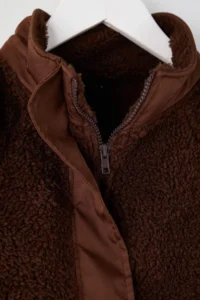 TRENDYOLMİLLA Dark Brown Plush Regular Weaving Garnili Zippered Knitting Cardigan/Sweatshirt - Image 7